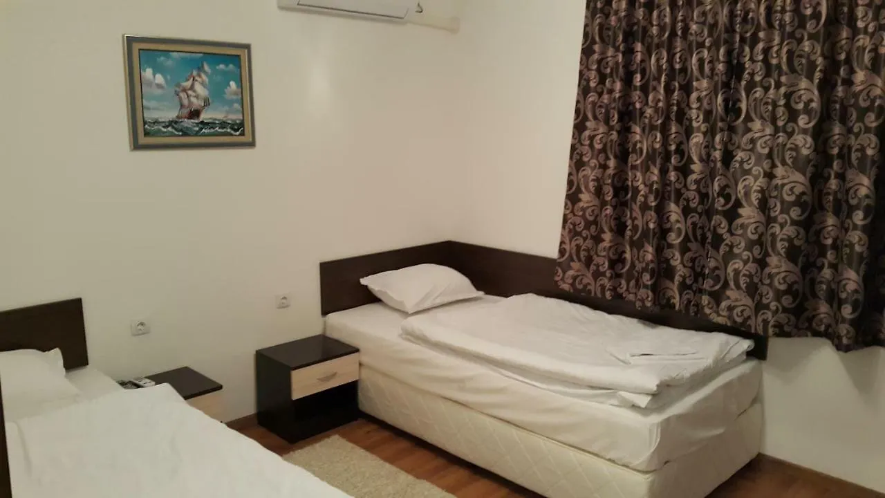 Guest Rooms Old Captain Burgaz