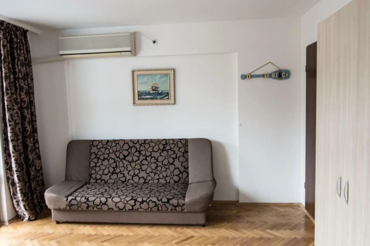 Hostel Guest Rooms Old Captain Burgaz