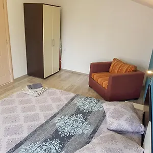 Apartment Beauty House &, Burgas